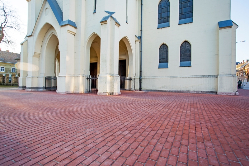 Leier Piazza térkő - Image 4