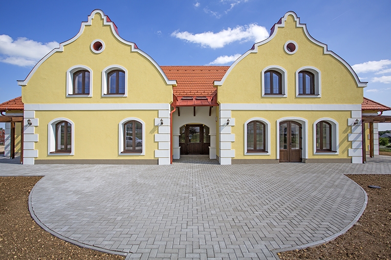 Leier Piazza térkő - Image 7